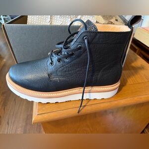 Wilcox Men's Black Leather Lace-Up Ankle Boots